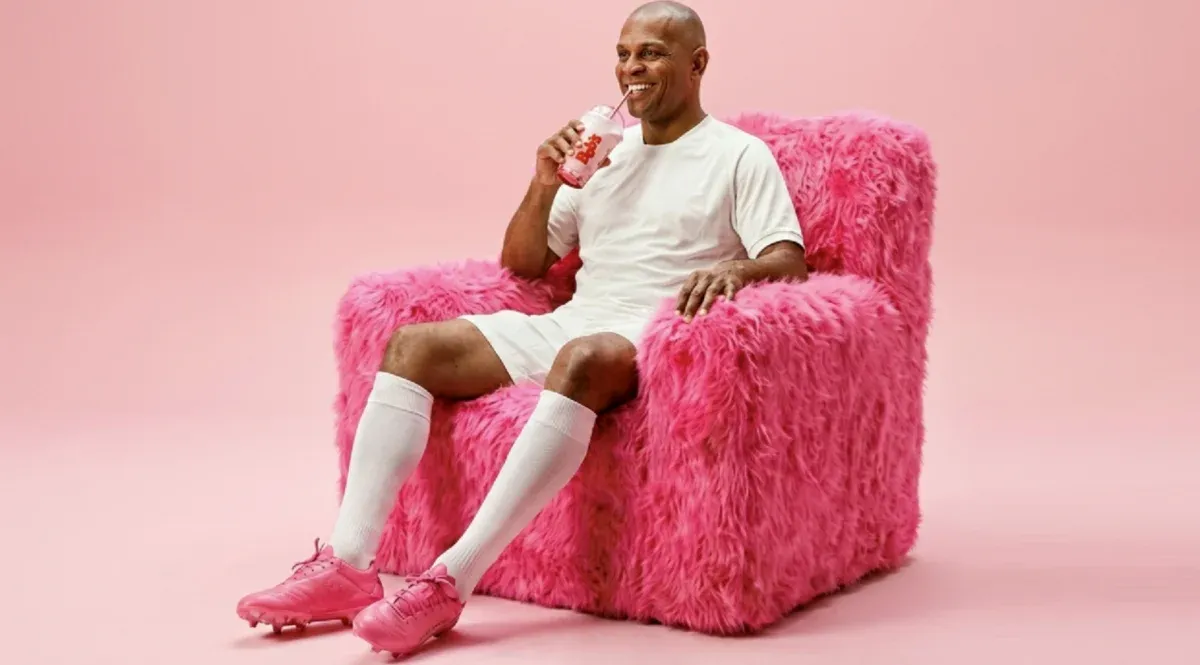 Brinde grátis: Desconto Bob's: Milk Shake de Morango Mais Barato na Promoção da Chuteira Rosa