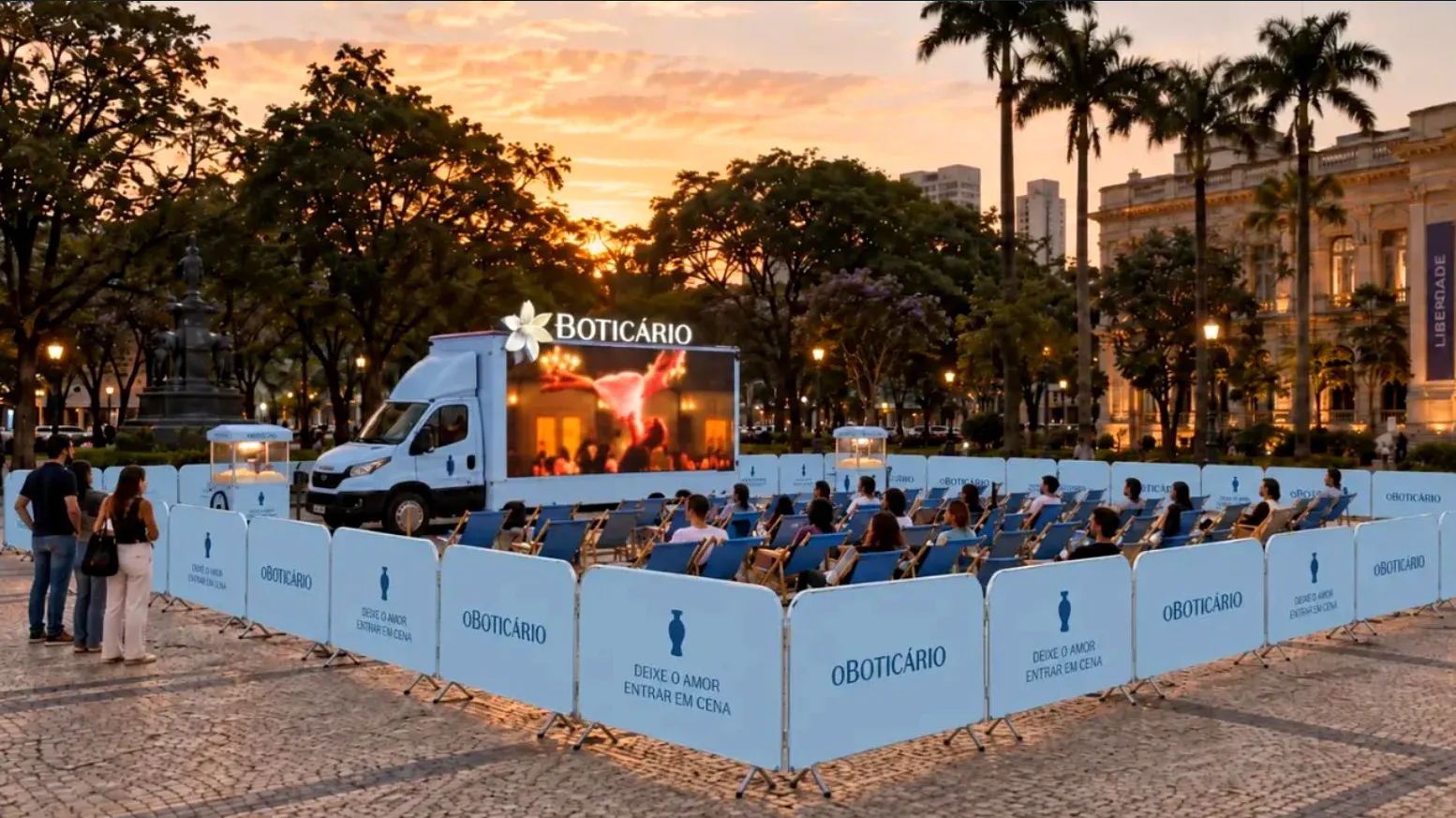 Brinde grátis: Brinde Grátis O Boticário: Cinema e Minibuquê na Praça da Liberdade em BH