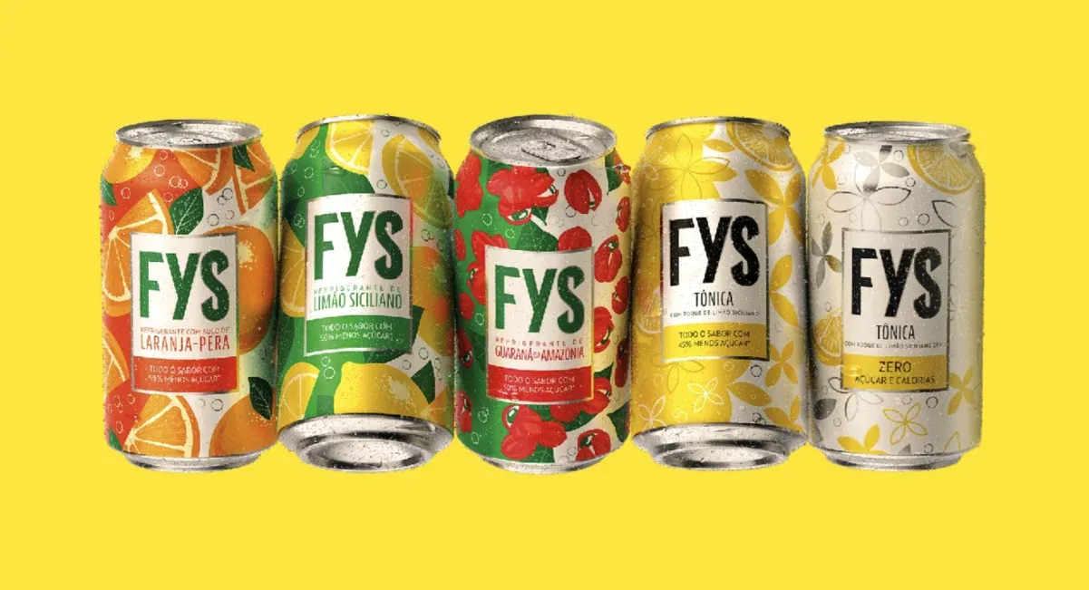 Refrigerante FYS em ação de degustação no supermercado