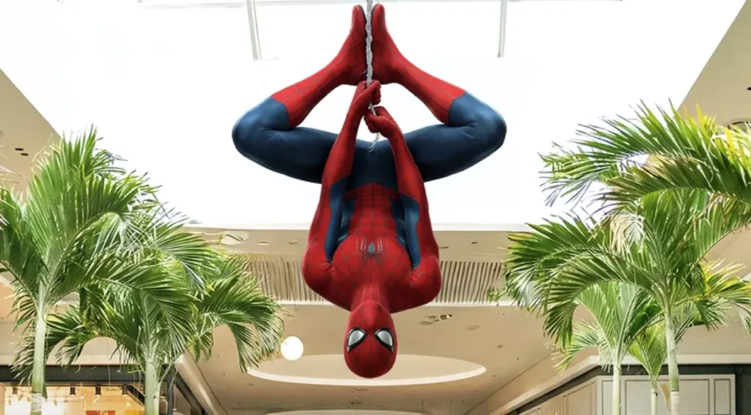 Brinde grátis: Grátis: Homem-Aranha Oficial da Disney Encontra Fãs no Parque Dom Pedro