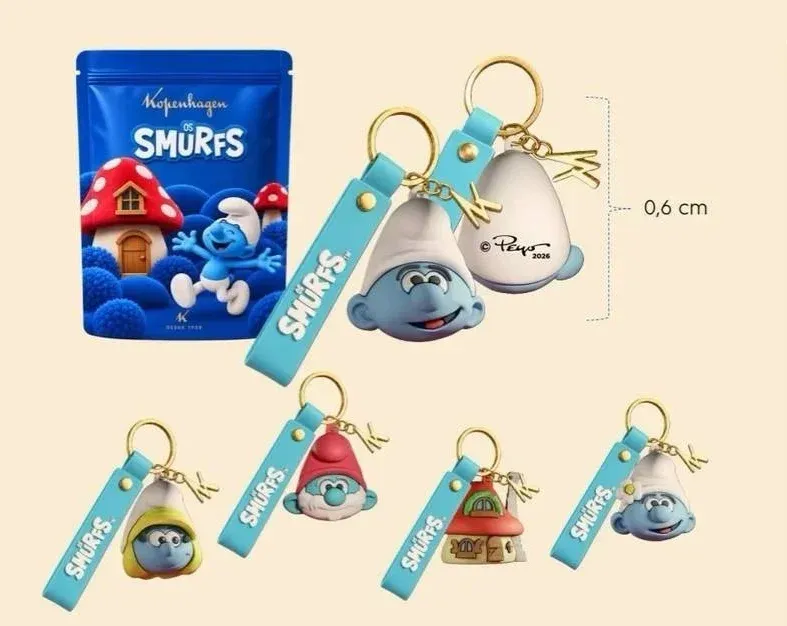 Os chaveiros dos Smurfs da Kopenhagen: Smurfette, Papai Smurf, Vaidoso, Desastrado e a casa de cogumelo