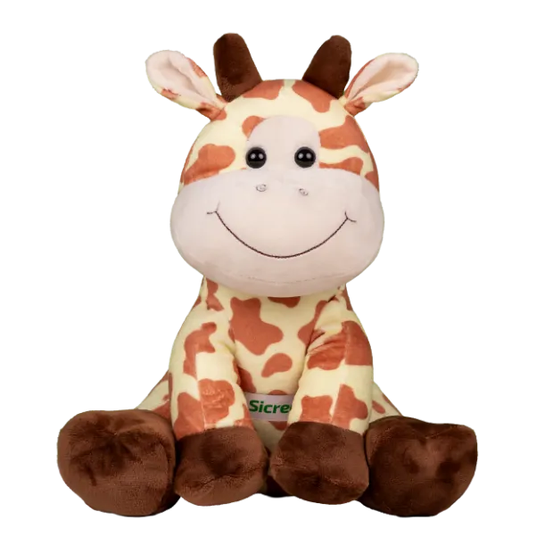 Pelúcia Gigi, a girafa, personagem do Clubinho da Poupança Sicredi Serrana.